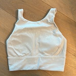 Lululemon top size 4